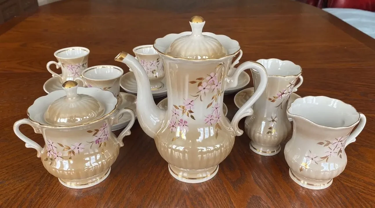 Сервиз кофейный Цветущий персик 16 предметов позолота Городница 4