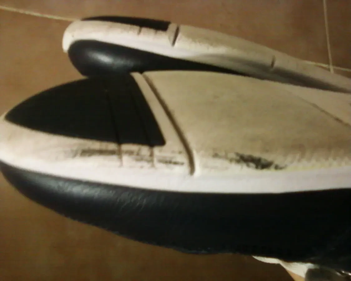 Кросівки жіночі шкіряні Tommy Hilfiger 10