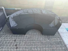 Продам новую ротанговую мебель.