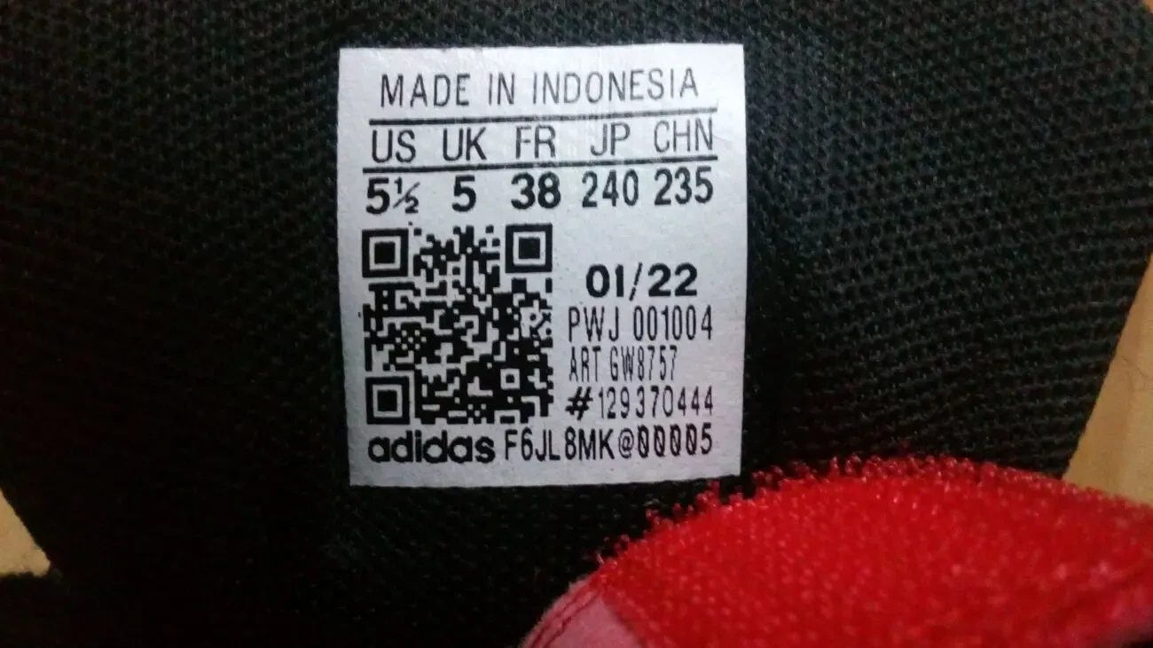 Продам кроссовки женские mede in Indontsia (adidas) 6