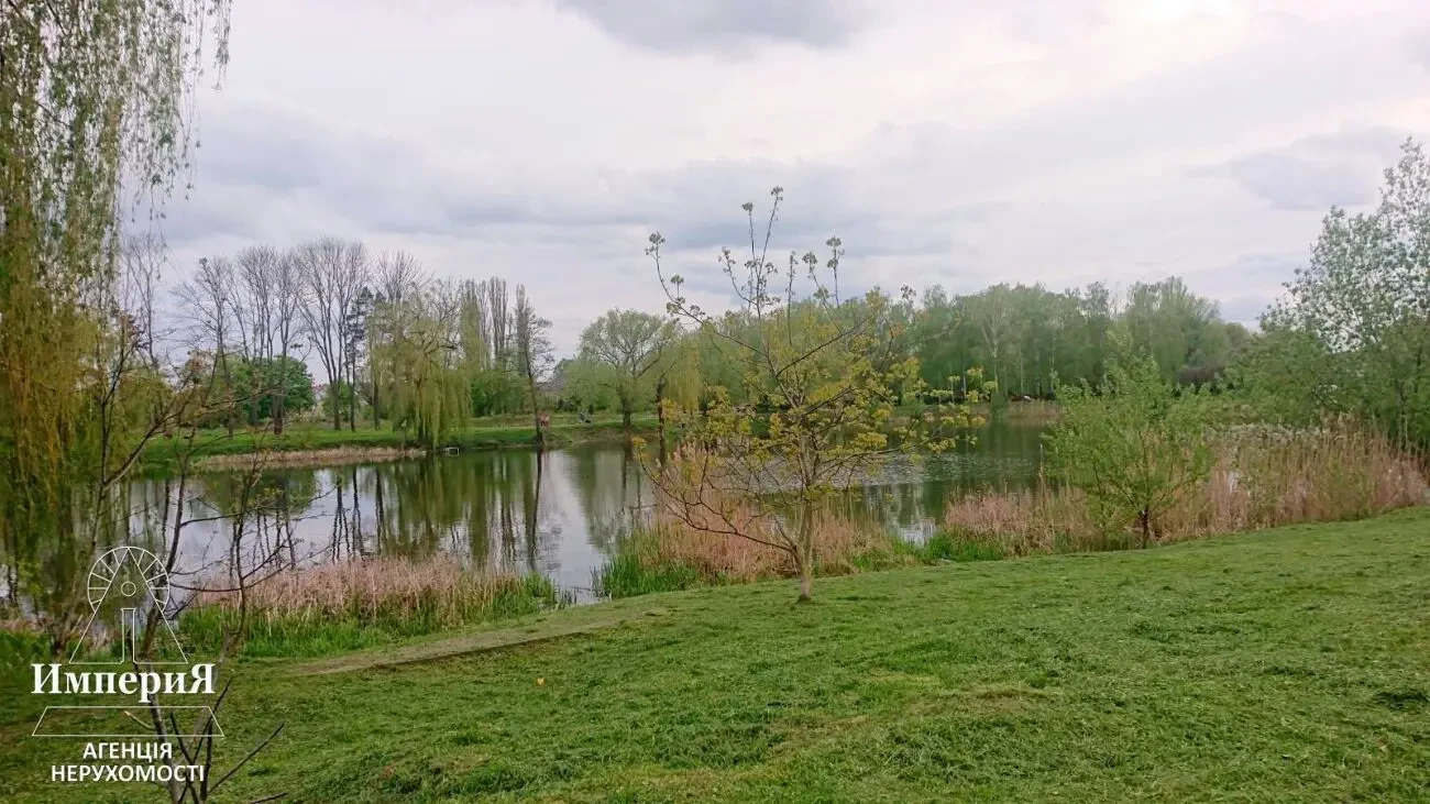 Участок 30 соток на Нижнем ДНСе.Первая линия от речки. 4