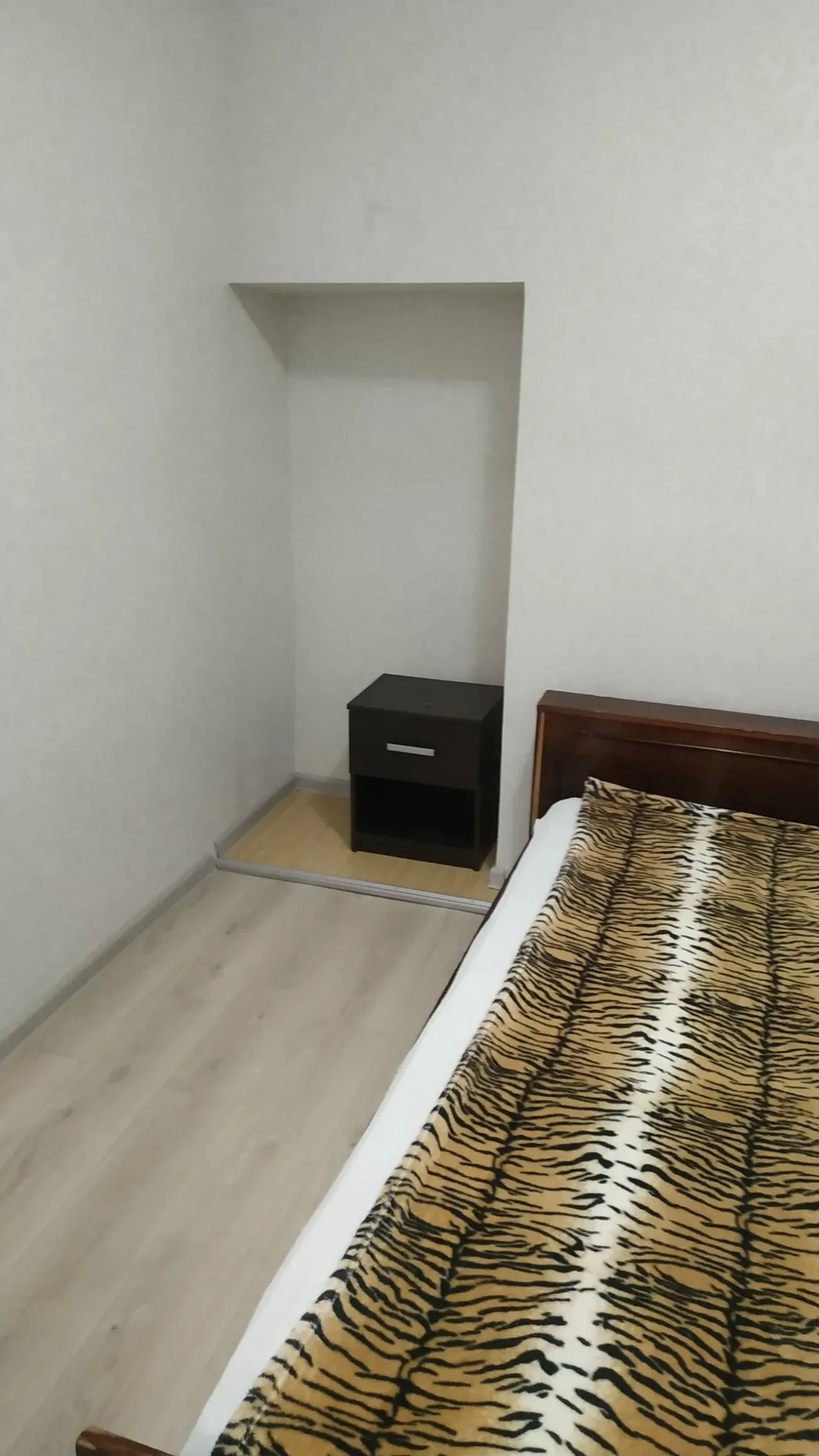 Сдам посуточно от хозяина  2-х комнатную смарт-квартиру в центре