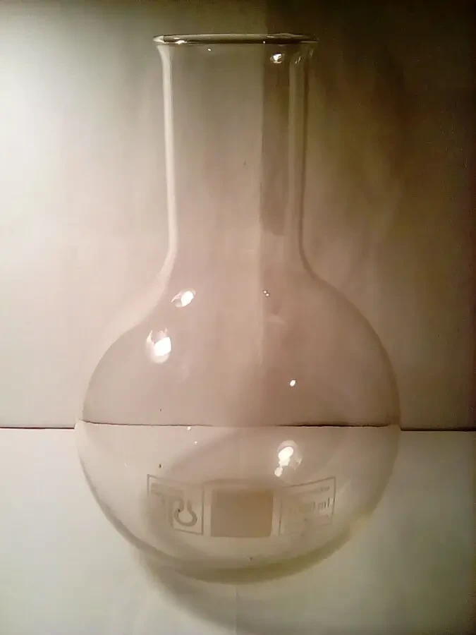 Стеклянная колба