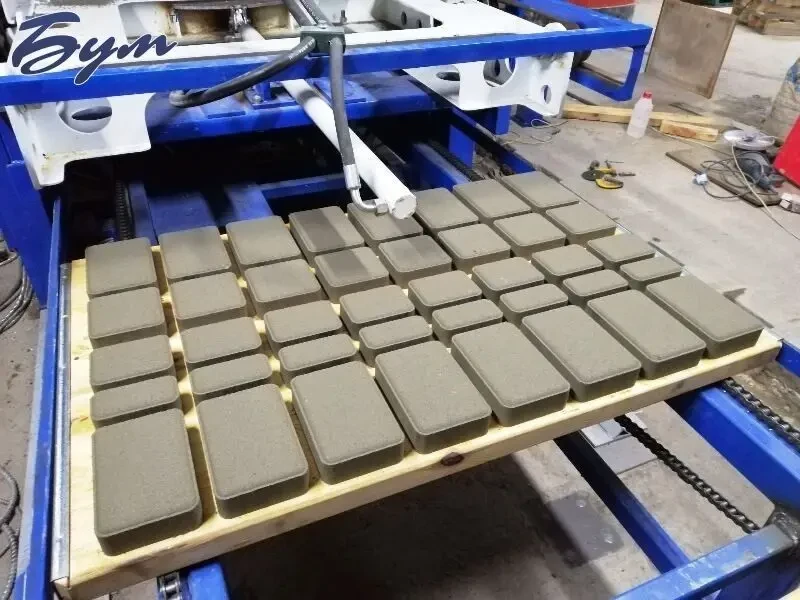 Вібропрес БП-480 автомат для виробництва плитки, бордюрів, блоків 5