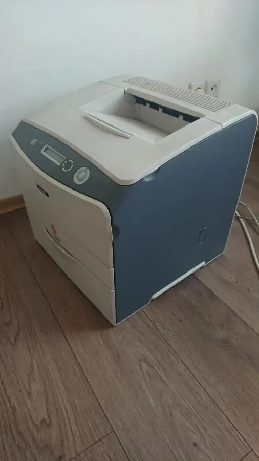 Продам Цветной лазерный принтер ЕPSON AcuLaser C1100 2