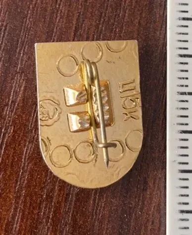 Значок Олимпийский мишка 2 см 2