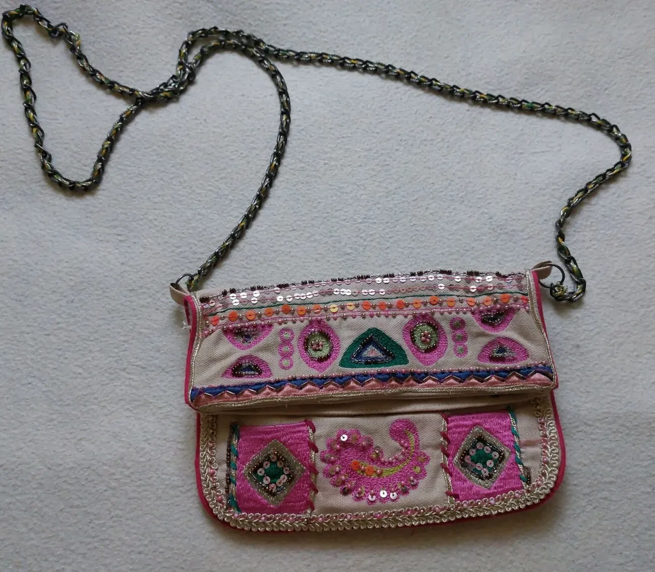 Стильная сумочка расшита бисером Avant Premiere Франция 2