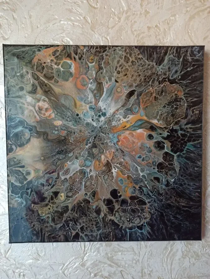 Квітка вночі  живопис  Fluid Art  акрил