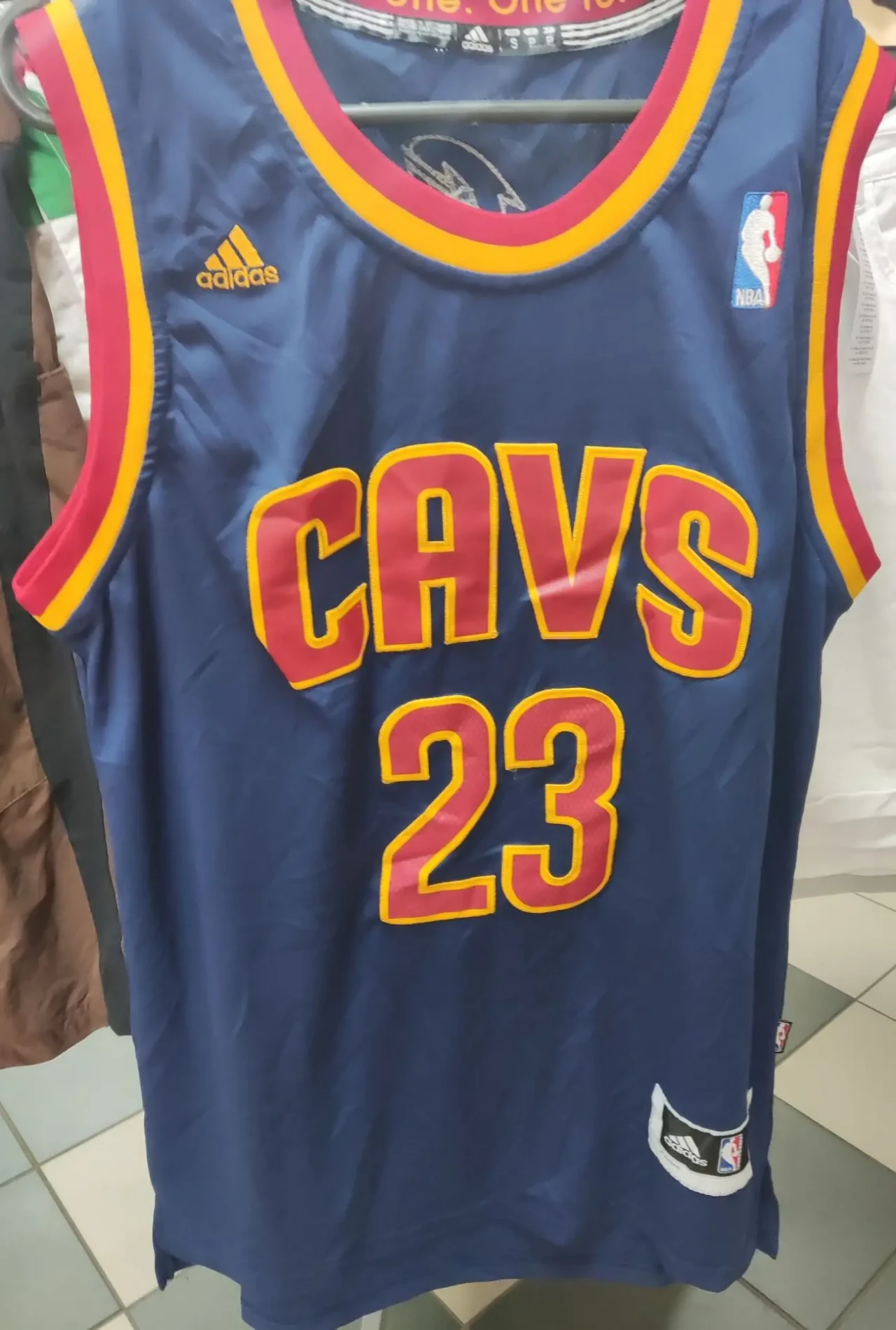 Баскетбольная майка Adidas NBA Cleveland Cavaliers, James 3