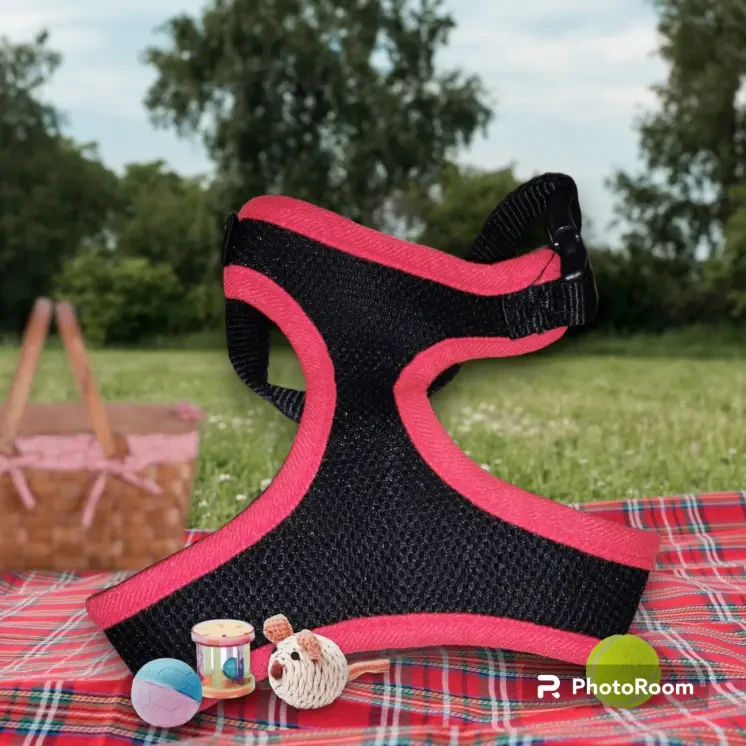 Шлейка на среднюю собаку