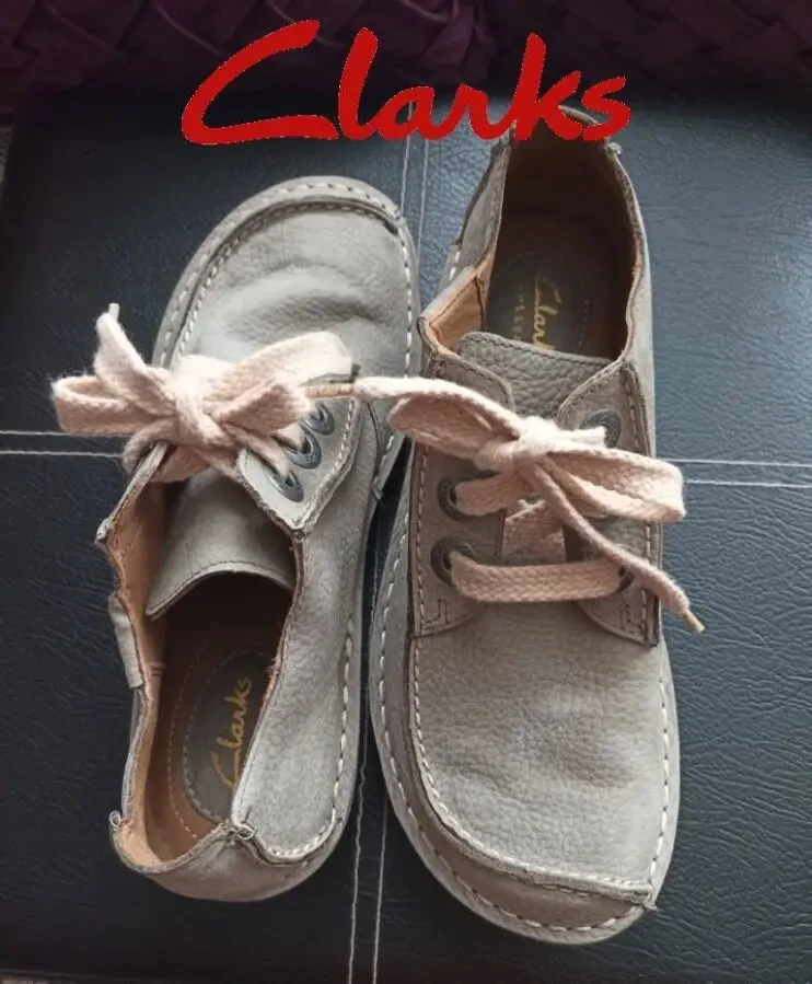 Clarks artisan Удобные женские туфли  на шнурке кожа серые