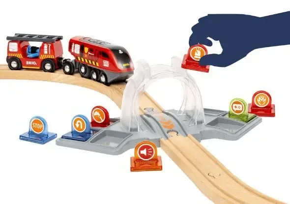 Дерев'яна залізниця Brio (Бріо) 36004 Пожежний набір Smart Tech 3