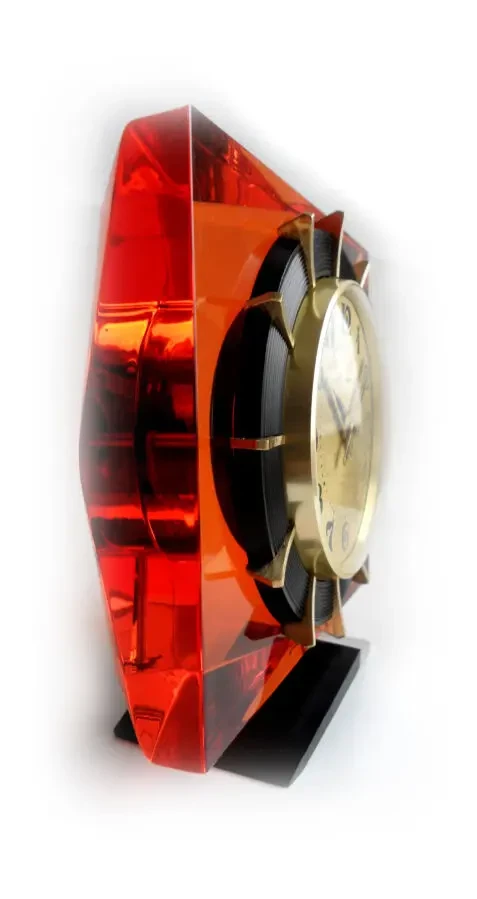 часы МОЛНИЯ из сериала Чернобыль МЕХАНИКА 80х. Сделано в СССР, настол 2