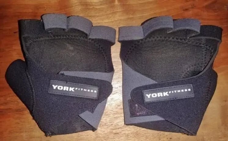 Спортивные перчатки New York Fitness
