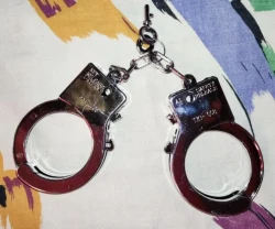 Детские, игрушечные наручники