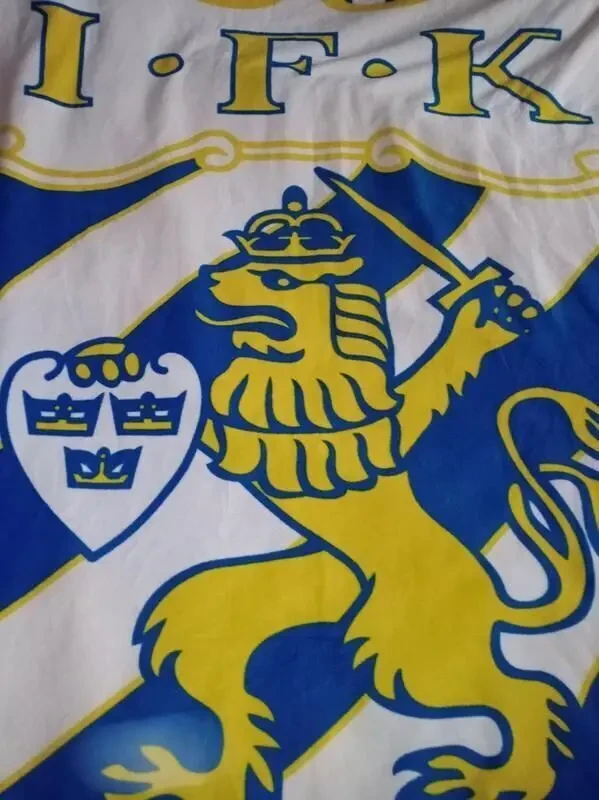 Футбольный флисовый плед с символикой I.f.k Goteborg 3