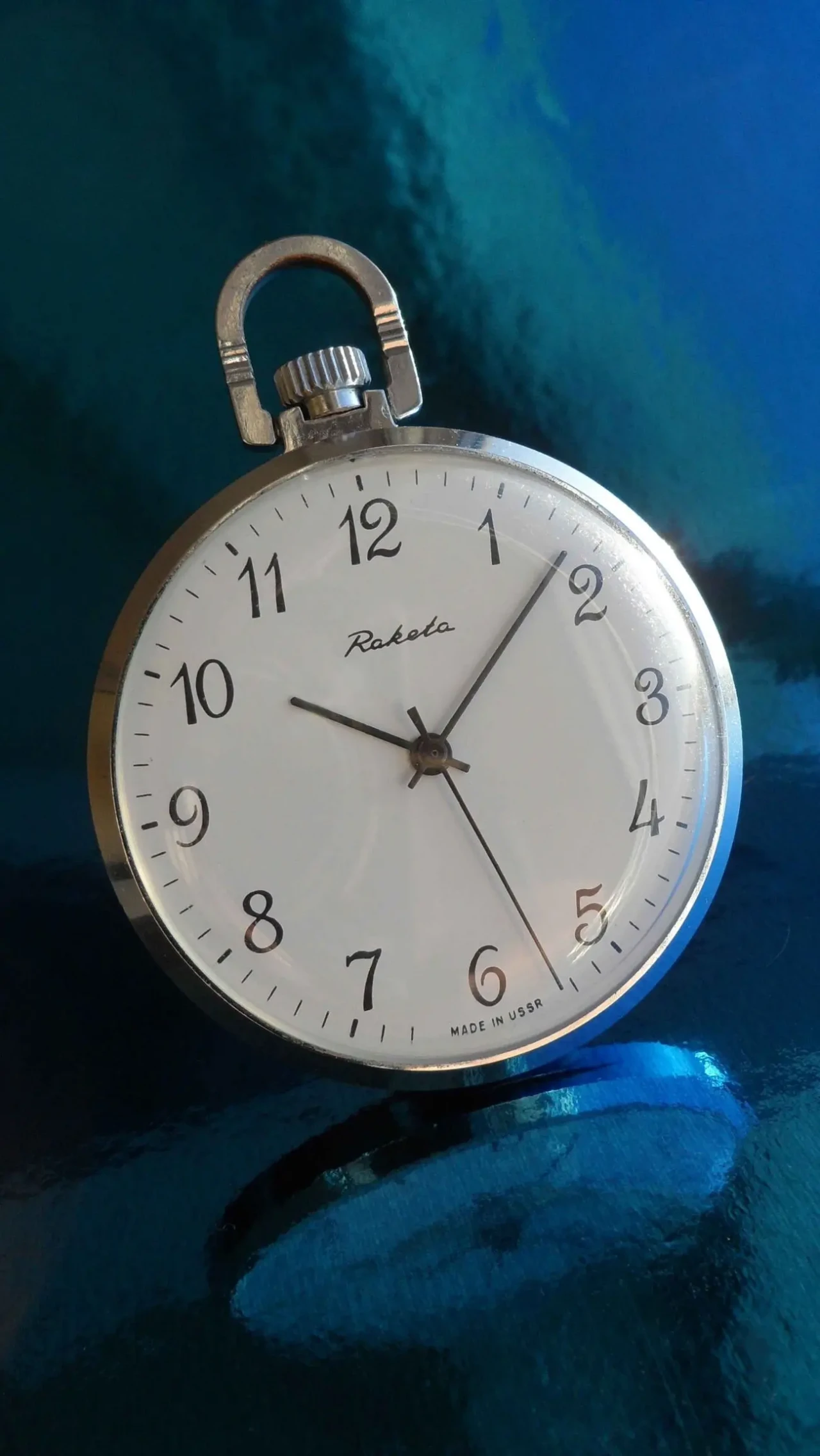РАКЕТА-КАРАВЕЛЛА часы сделано в СССР 80-х. КАРМАННЫЕ механические 10