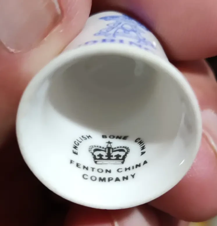 Фарфоровые наперстки в коллекцию, с изображением стран 9