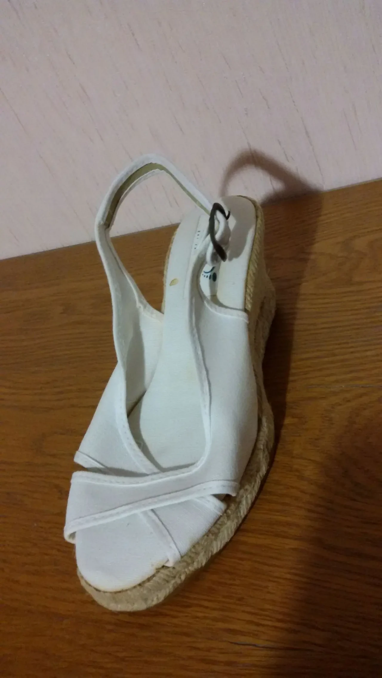 Белые босоножки из полотна р.37 2