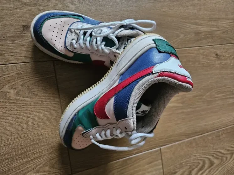 Жіночі кросівки Nike Air Force оригінал 3