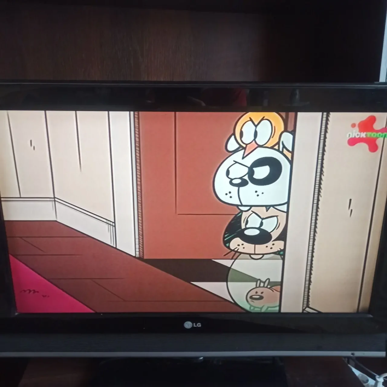 Продам телевізор LG 6