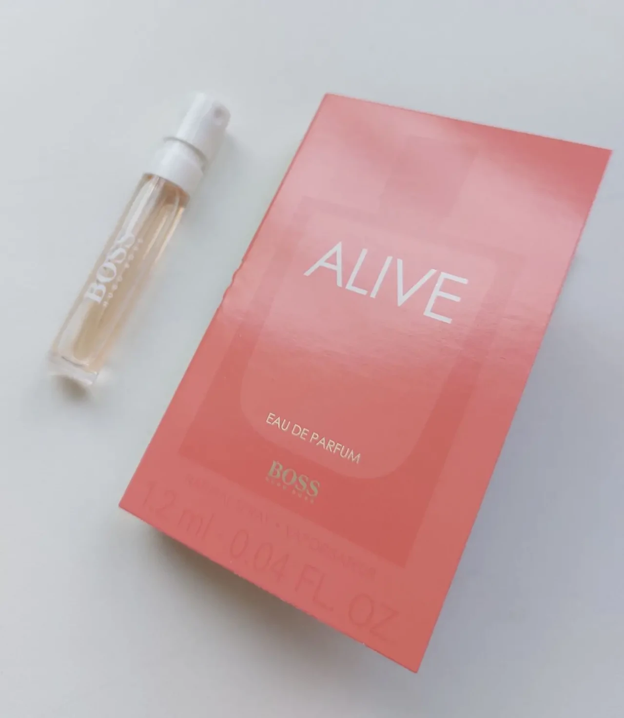 Женская парфюмированная вода пробник Hugo Boss Boss Alive 4