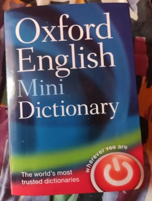 Oxford English Miniques, 2013г, кишеньковий розмовник