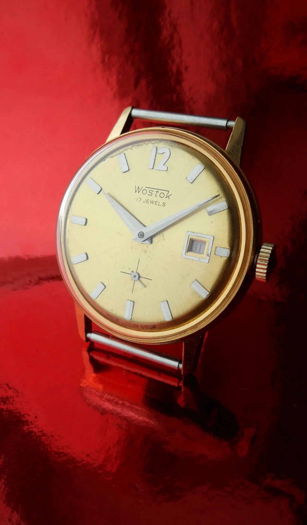 ВОСТОК МУЖСКИЕ ПОЗОЛОЧЕННЫЕ, сделано в СССР 70-х. механические часы 4