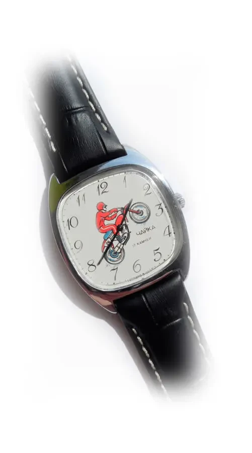 Часы Чайка-МОТОСПОРТ сделано в СССР 70-х. МУЖСКИЕ, МЕХАНИЧЕСКИЕ, НАРУ 9