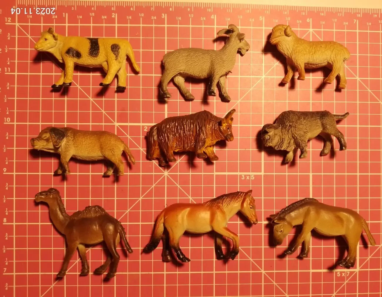 Игрушка модель пластик набор животные, транспорт, авто, самолет, юла 8