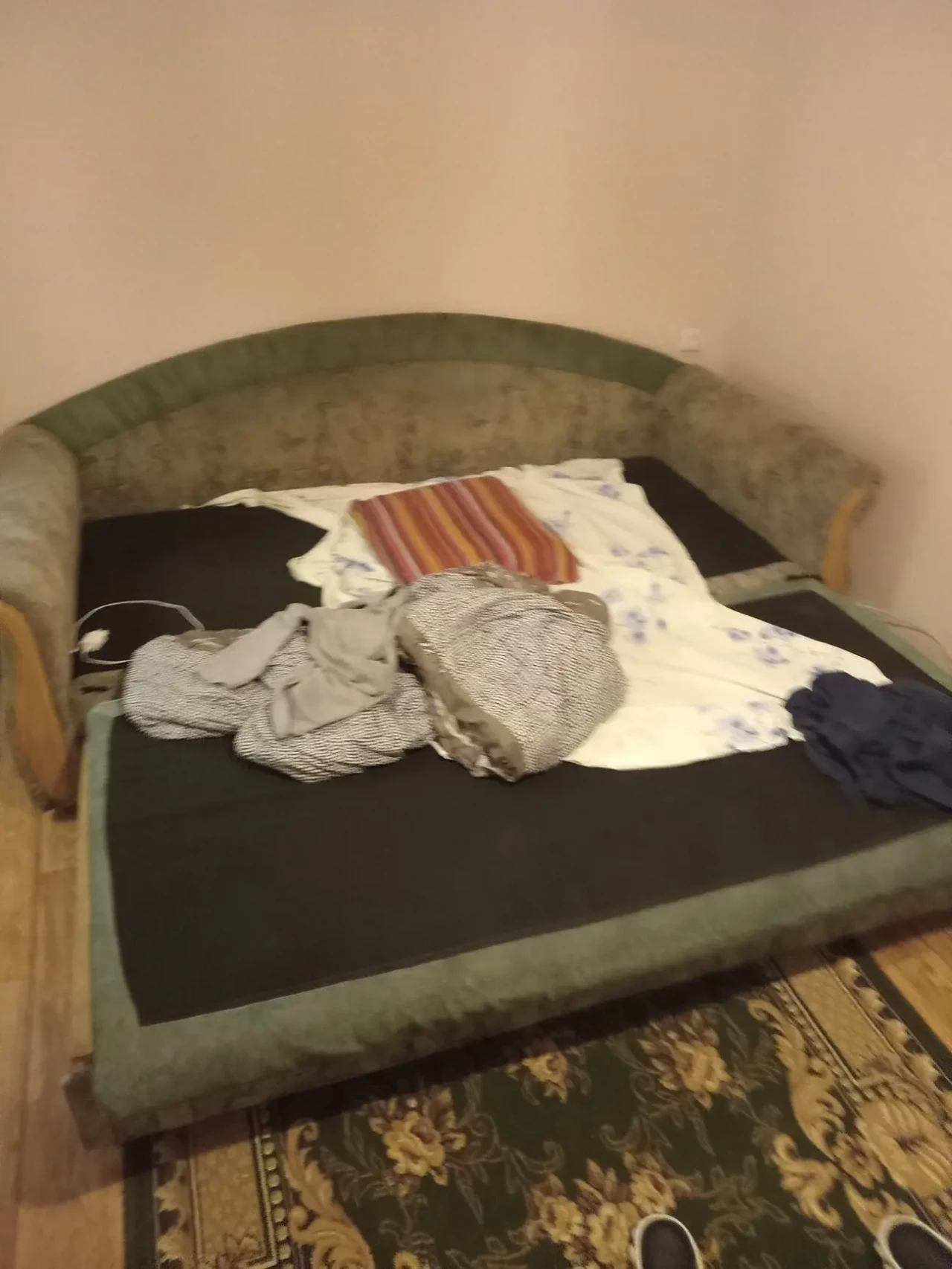 Підселення дівчині, жінки 3