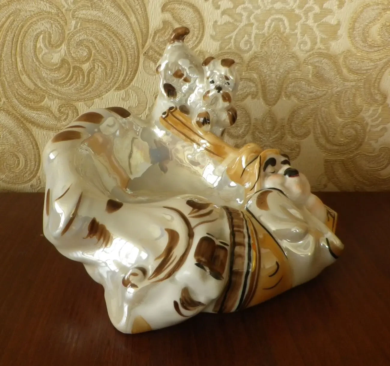 Пепельница Охотник с собакой в засаде позолота 1 сорт Мусиенко Киев 2