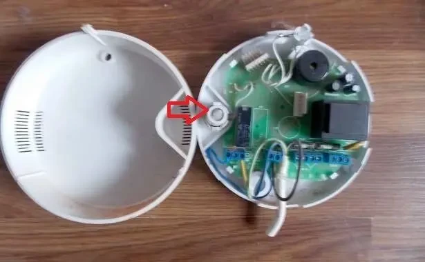 Датчик газа 5В5.132.132-04(СГБ-1) 3