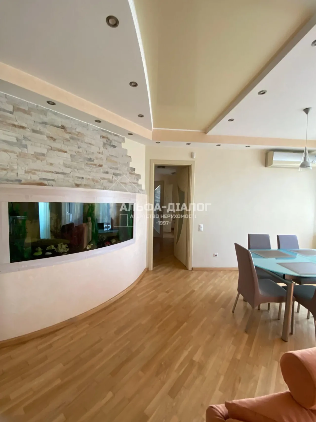 Продаж 5-к квартири, вул.Володимирська 79 Центр 3