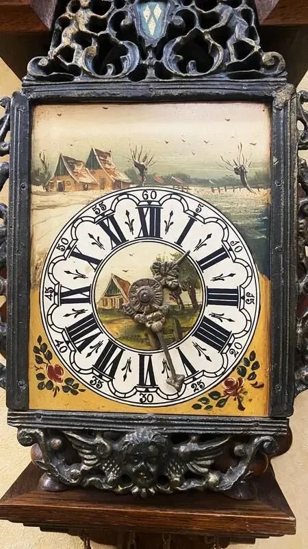 Голландские гиревые часы. фабрика - wuba,30 - 35г. 8