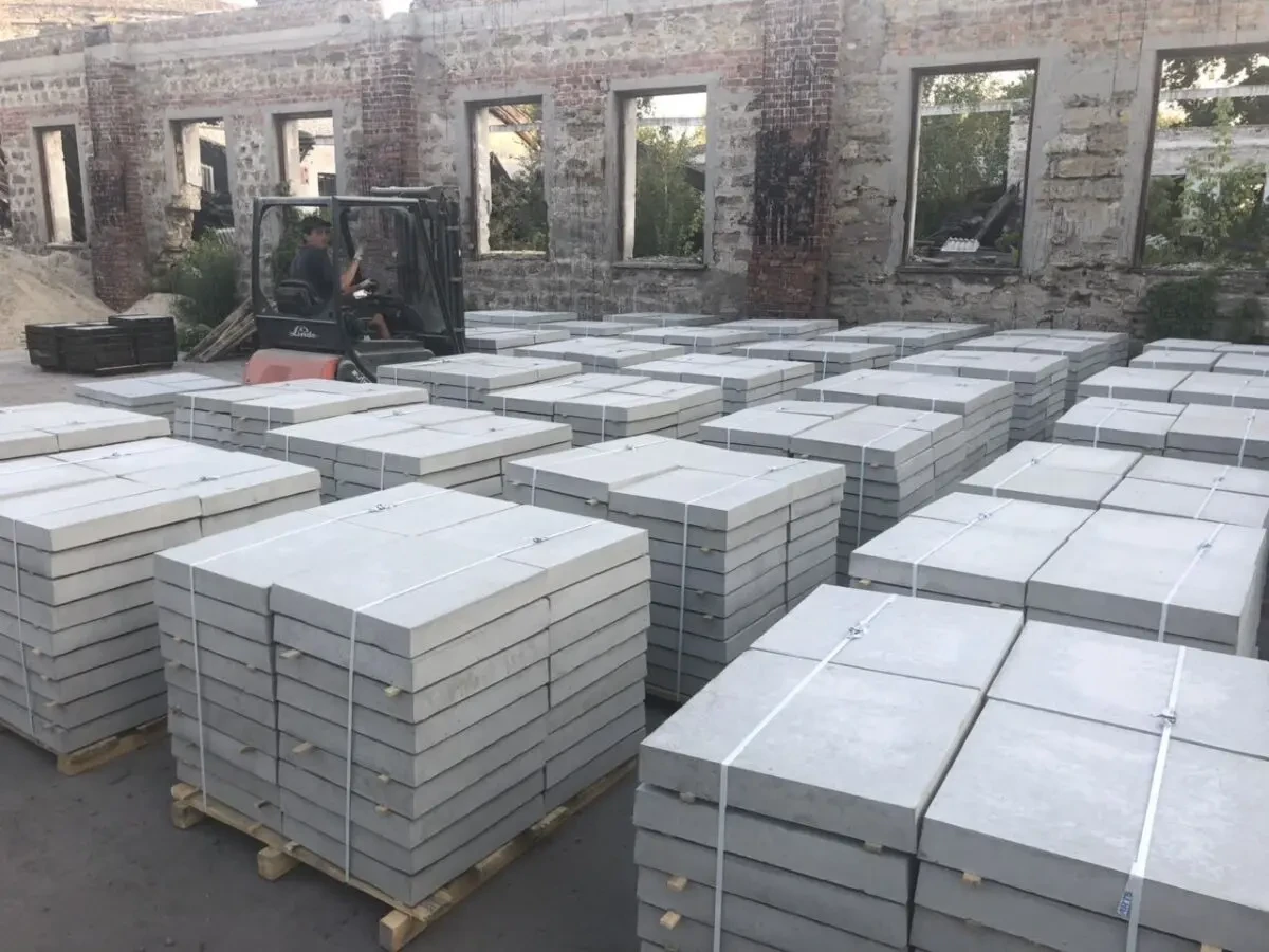 Плитка дорожня армована 500х500х60