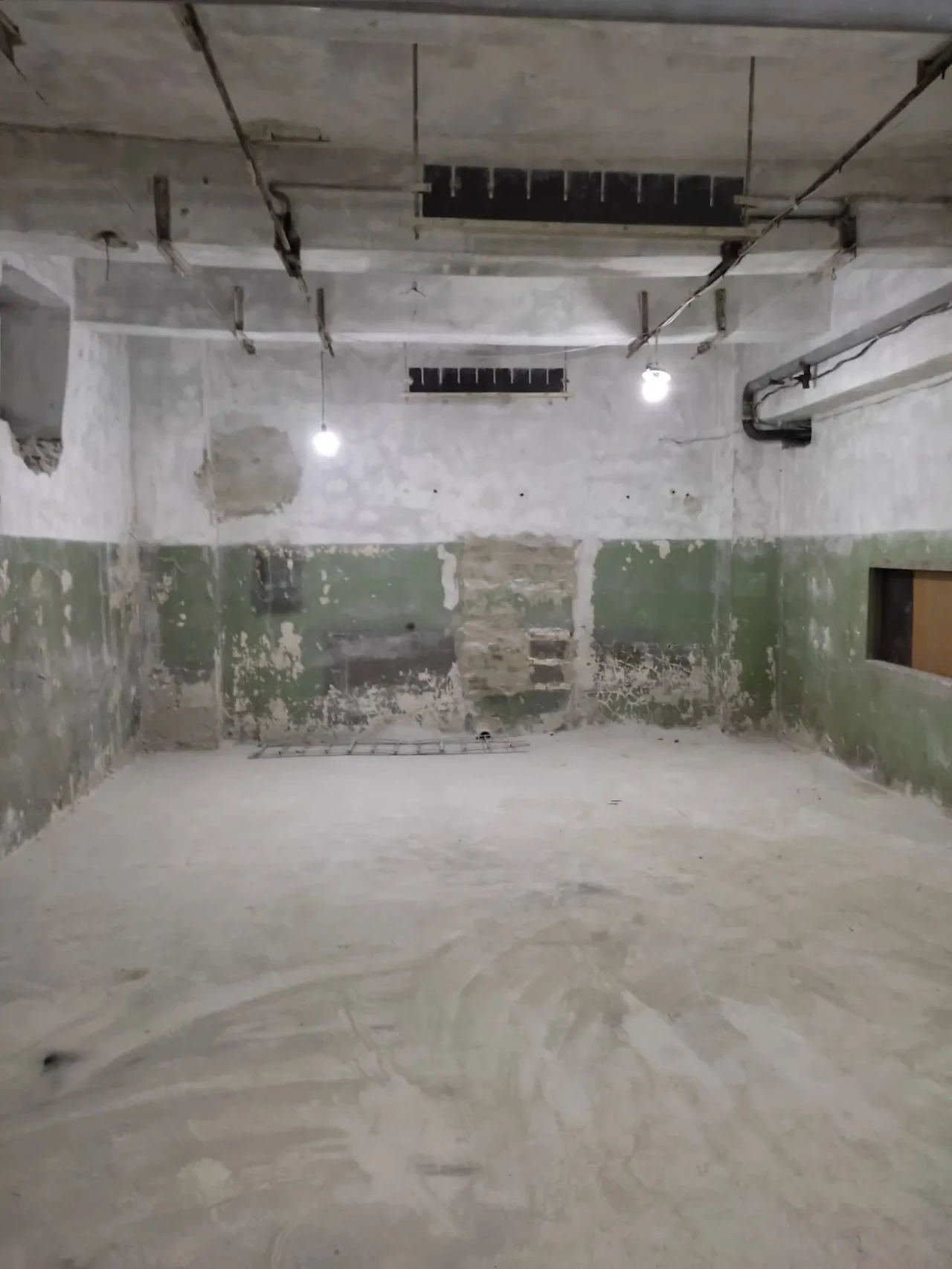 Склады длительного хранения от 10 до 100 кв.м, дешево. Завод ХЭМЗ ХЭМЗ 4