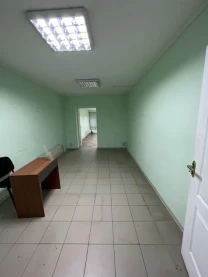Сдам помещения на 1-м этаже с отдельным входом 50м2 - Валентиновская