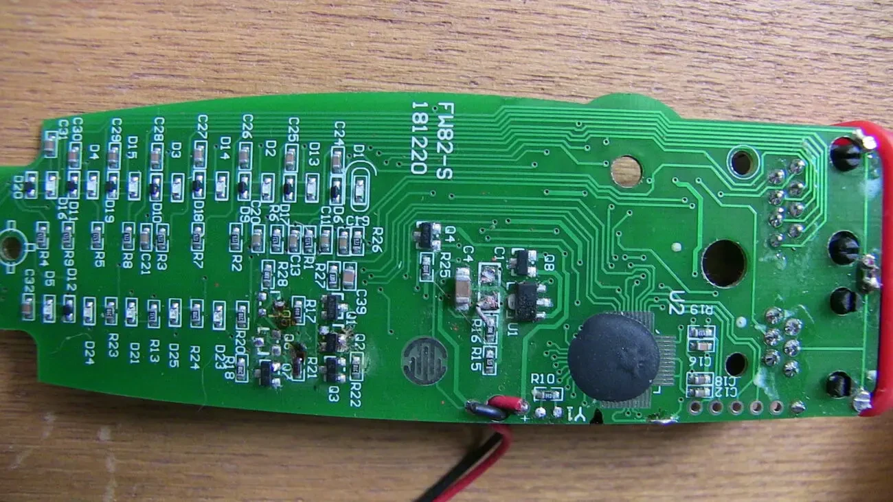 Передатчик от Кабельный тестер Bside FWT82 (не рабочий) 10 фото. 10