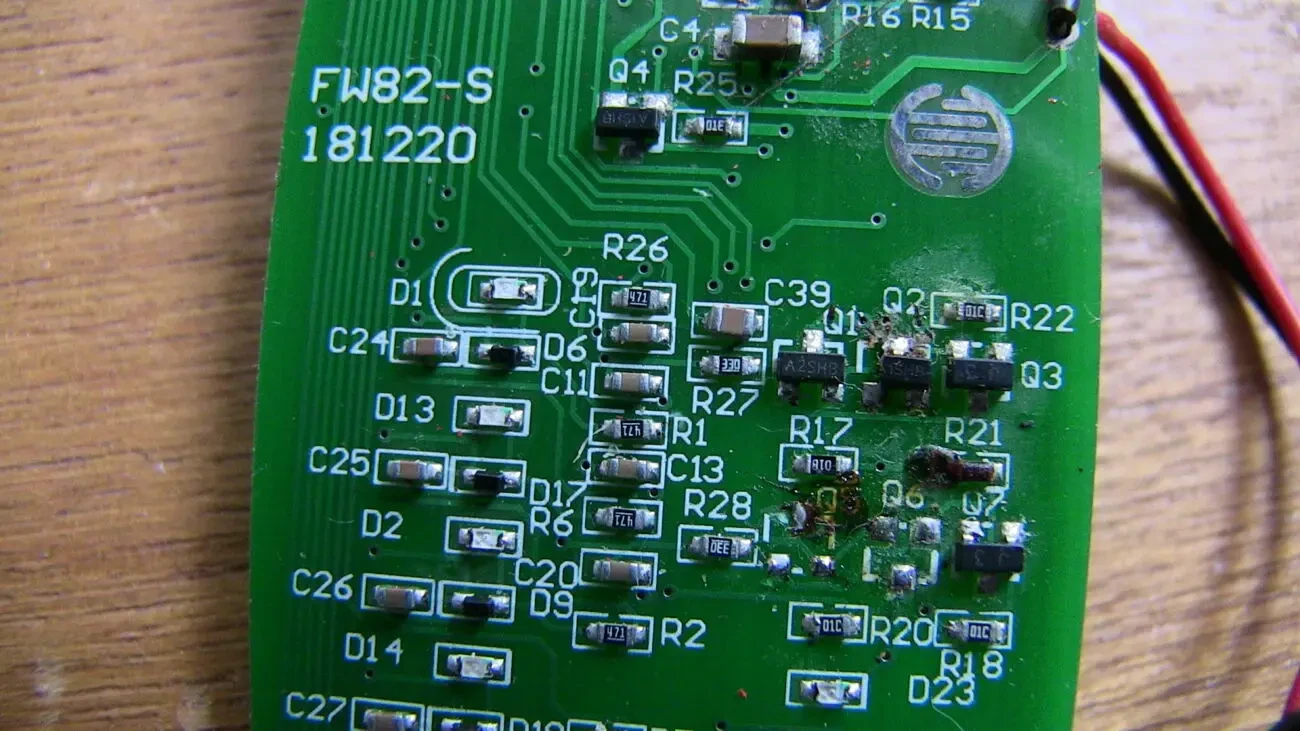 Передатчик от Кабельный тестер Bside FWT82 (не рабочий) 10 фото. 6