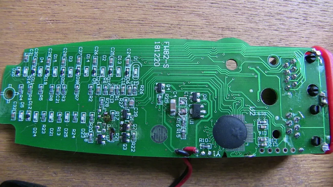 Передатчик от Кабельный тестер Bside FWT82 (не рабочий) 10 фото. 2