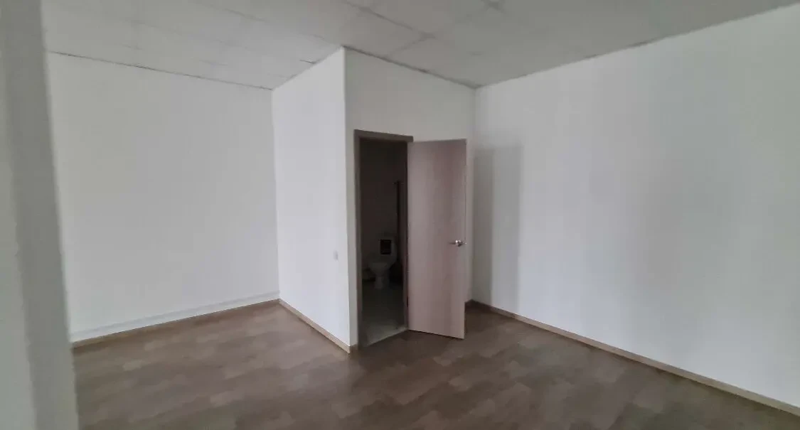 Сдам Помещение 71м2 пр-т Героев Харькова 3