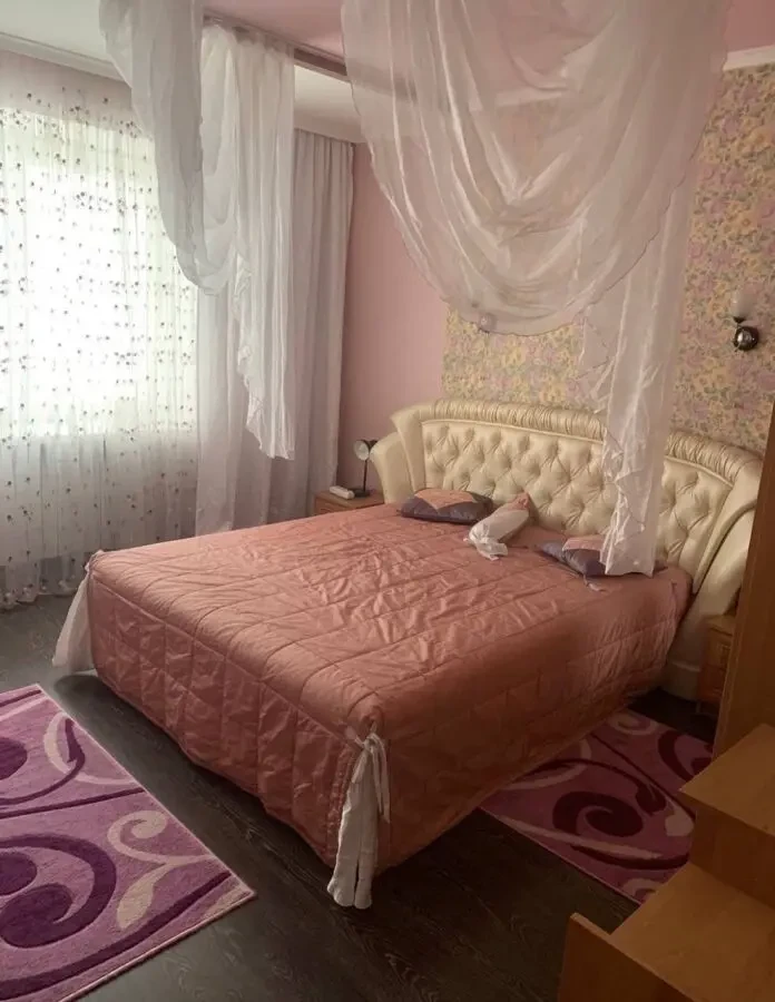 Оренда 2к.кв м.Пушкінська