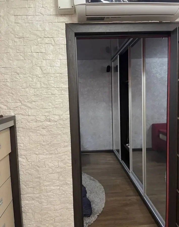 Аренда 2к.кв Салтовка.522 микрорайон.Около Дафи 5