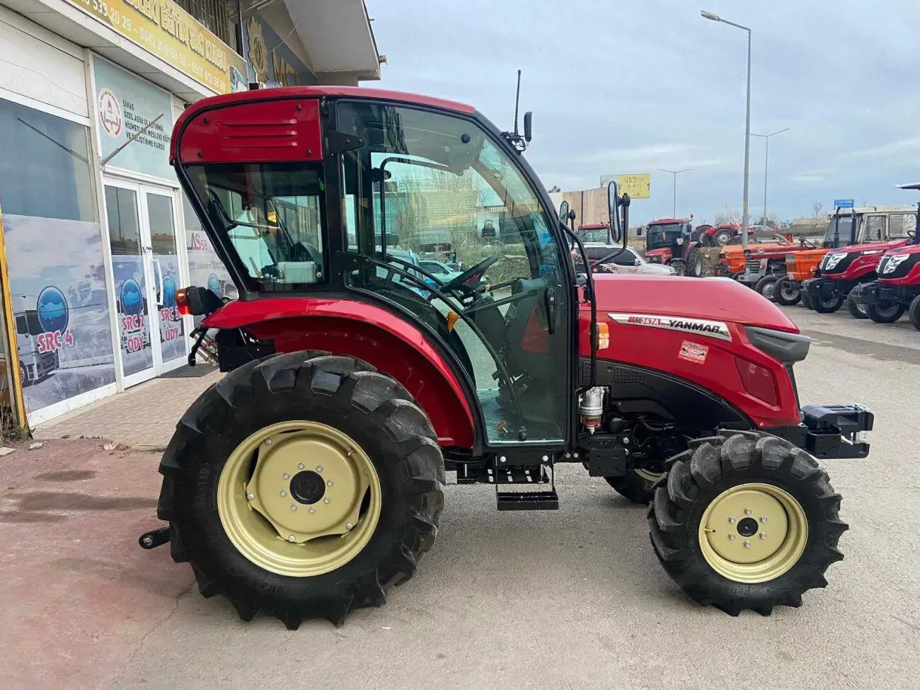 Трактор Yanmar YM347A 2