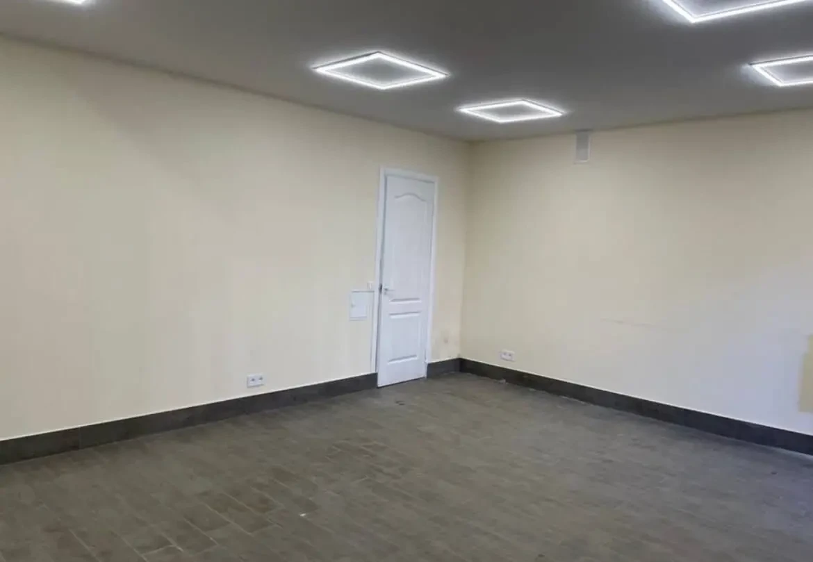 Сдам помещение 30м2 по ул.Отакара Яроша 3