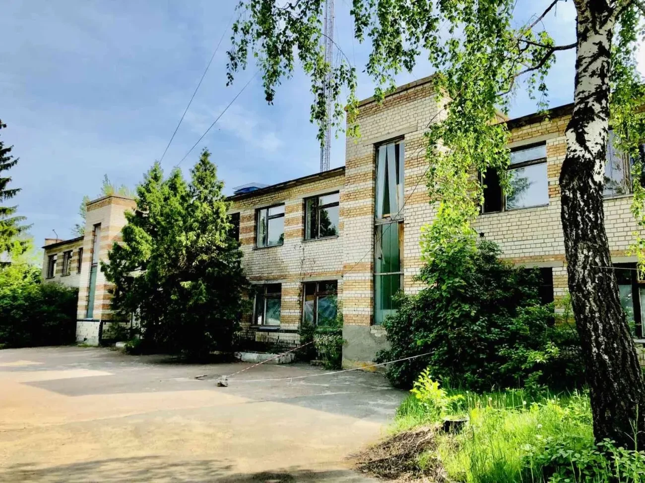 Продам имущественный комплекс, 11га земли, 3000кв.помещений, Макаров 5