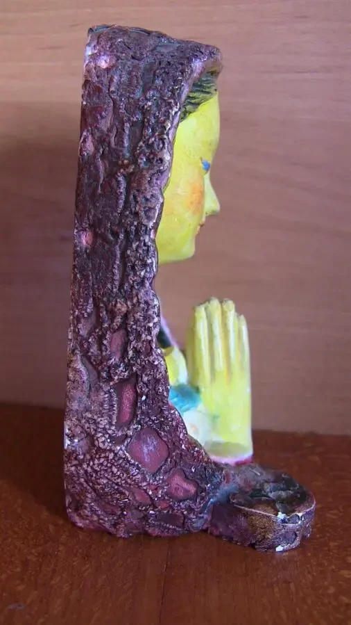 Лампада Статуэтка. Молящаяся Мадонна 4