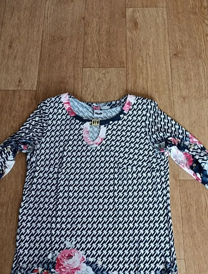 Красивая женская туника рукав 3/4 в принт вискоза 48-50 Польша 8