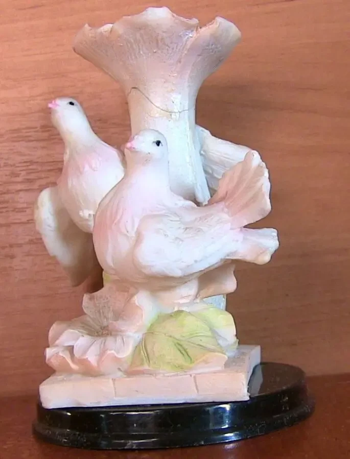 Подсвечник Голуби.